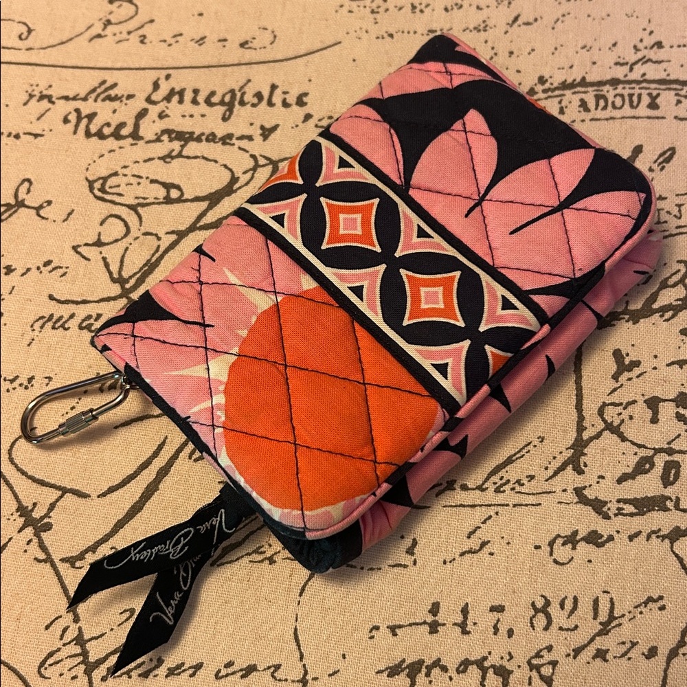 Vera Bradley Loves Me Pouch Folding Wallet Kisslock Magnetic Close Coin Purse 👛